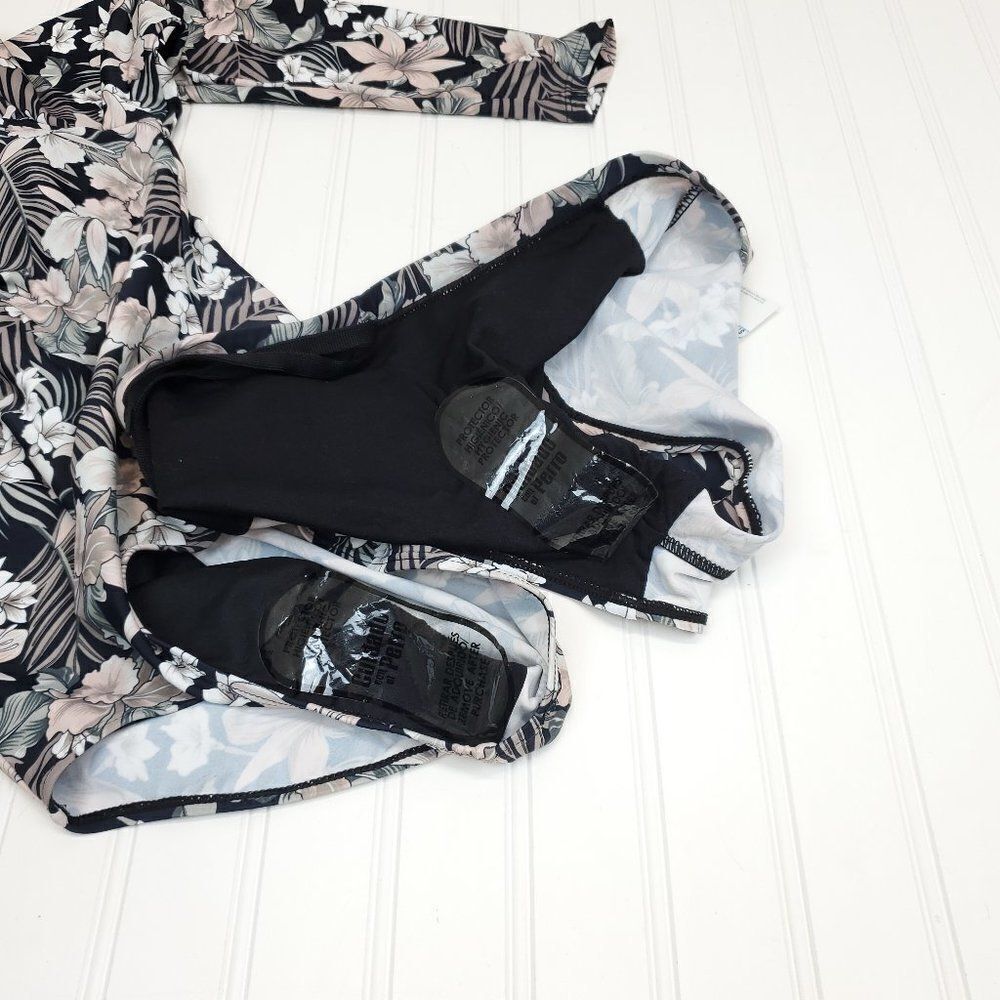 Misfit Retro Floral Cut Out Zipped Rashguard Set G-0191.92 - Picture 12 of 15
